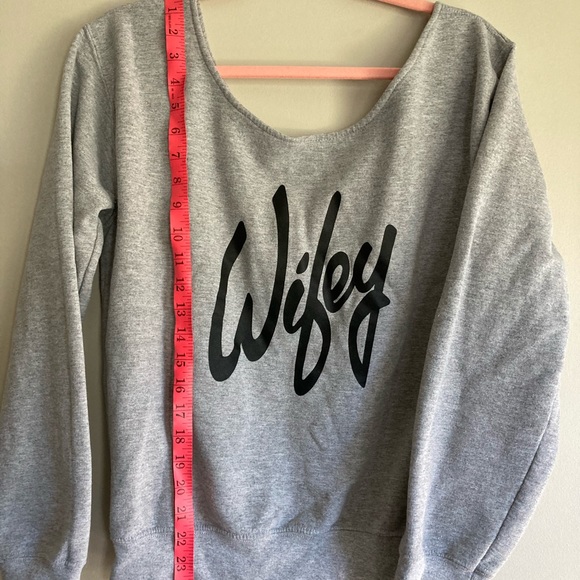 “Wifey” Off Shoulder Sweater - Picture 4 of 7